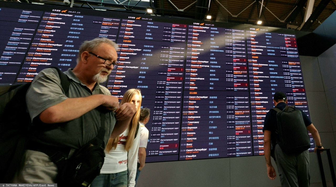 Kompletny chaos na lotnisku w Moskwie. 100 lotów odwołanych