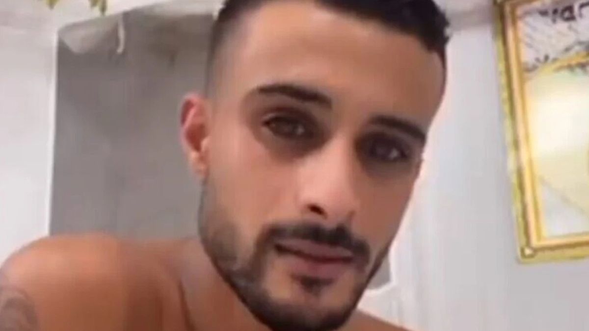 21-letni Izraelczyk został oskarżony o gwałt i pobicie 13-letniej dziewczyny.