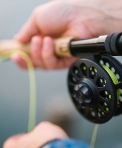 Pomysłowy złodziej "łowił" pieniądze z kościelnych skarbonek. Wpadł podczas zasadzki