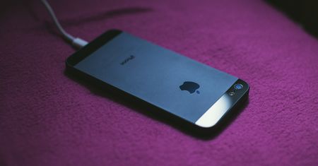 Meta kontroluje Threads. Agresywnie filtruje wyniki wyszukiwania