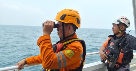 Akcja w Indonezji. Statek zniknął z radarów. Na pokładzie były 243 osoby