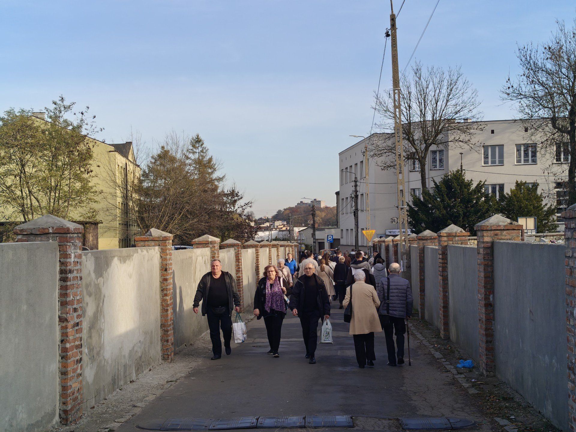 Przewijaj w dół, aby przejść do następnych zdjęć!