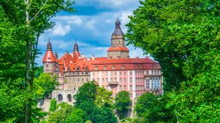 Wałbrzych: Cudowny Zamek Książ. Jest czynny dłużej