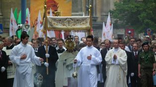 Boże Ciało w Poznaniu. Sprawdź, jakie zmiany przewiduje MPK