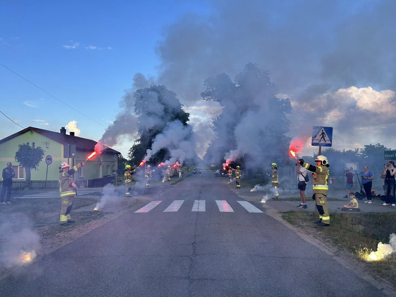OSP Korzeń wzbogaciło się o 18-metrowy podnośnik. Nowy rozdział w historii jednostki!