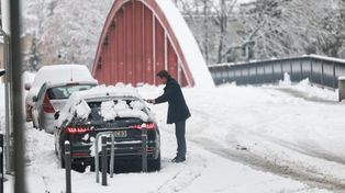 Poznań: Śnieg zasypał miasto. Kto jest odpowiedzialny za odśnieżanie?