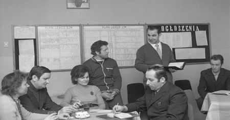 Nauczyciele w PRL-u. Od tamtej pory w szkole sporo się zmieniło
