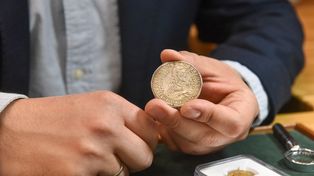 Z oblężonego Gdańska przez Toruń do nowego właściciela. To cud, że mógł kupić tego złotego dukata