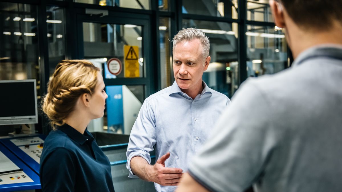 Jeden na siedmiu amerykańskich pracowników uważa, że szef jest wobec niego wrogo nastawiony