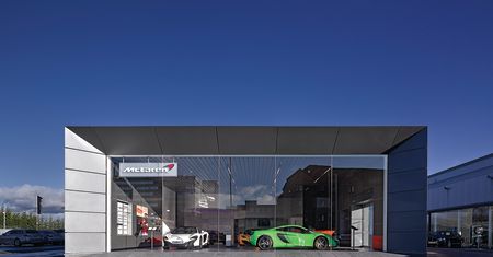 McLaren wkracza na polski rynek! Auto Fus Group otwiera salon w Warszawie