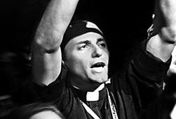 Księża z kalendarza. Słuchają rocka, jeżdżą na harleyach