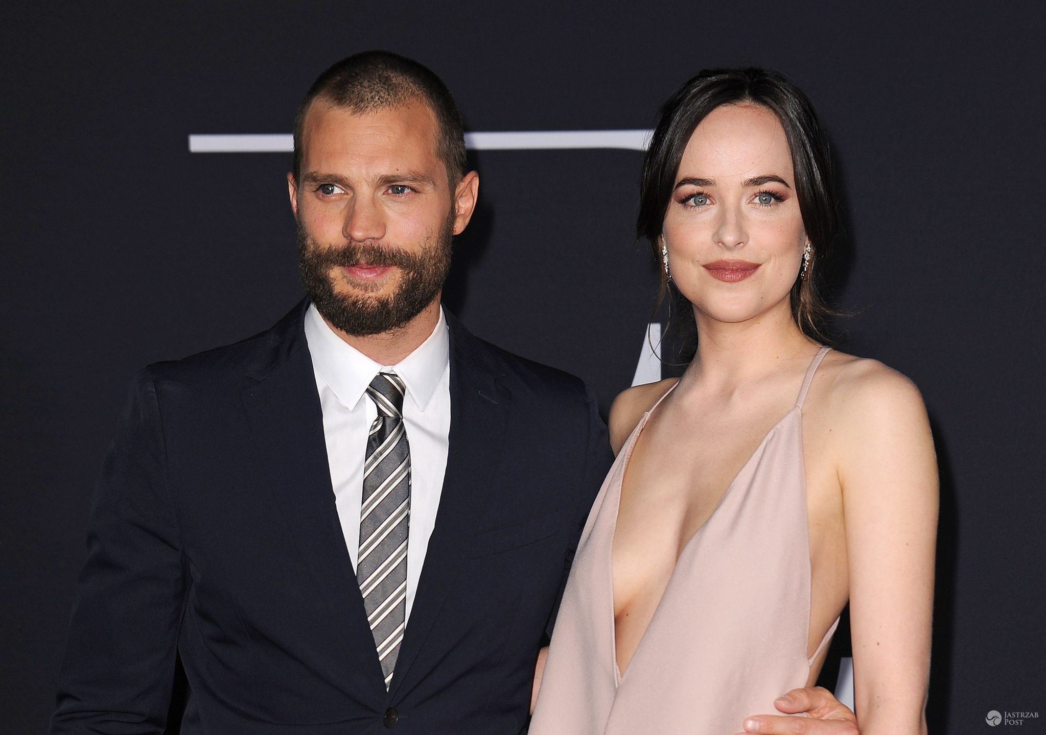 Dakota Johnson i Jamie Dornan - premiera filmu Ciemniejsza strona Greya