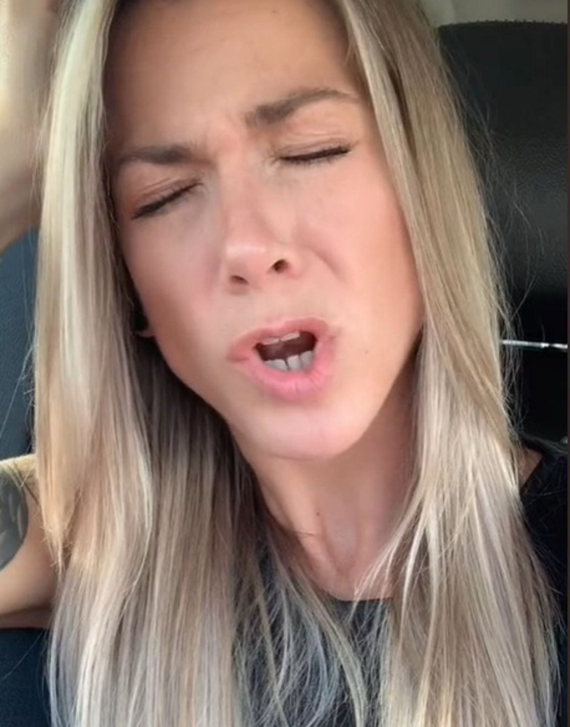 Sobowtór Jennifer Aniston - Lisa Tranel