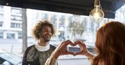 Masturdating - na czym polegają samotne randki?
