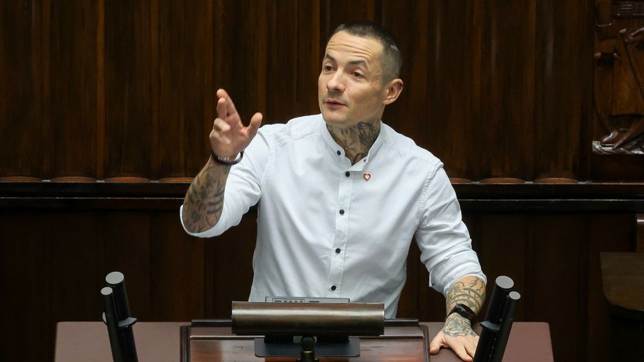 Zdradził, ile zarabia w Sejmie. "Nie mam najmniejszego problemu z mówieniem o tym"