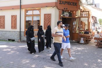 Górale rozkładają ręce. Arabowie omijają Zakopane