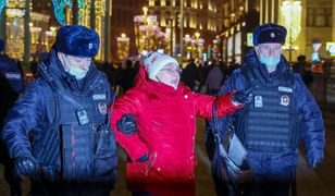 Putin próbuje zastraszyć protestujących. Obowiązkowa służba w Donbasie i gigantyczne kary