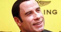 John Travolta - to włosy czy hełm?