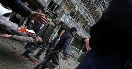 Policjanci zabijali bezbronne ofiary tragedii