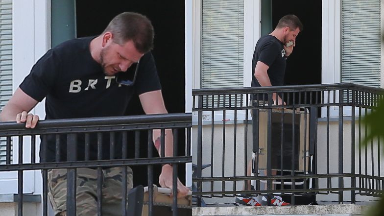 Filip Chajzer na balkonie nowego mieszkania