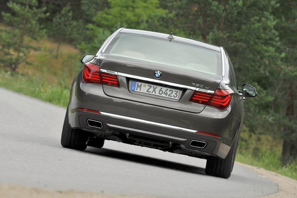 BMW serii 7 2013 (56)