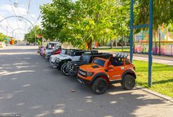 Czterolatek wjechał zabawkowym autem w 87-latkę. Seniorka w szpitalu