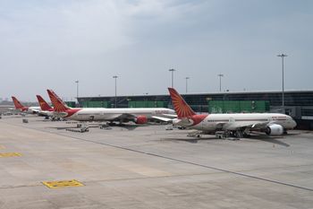 Awantura na lotnisku. Pilot pobił pasażera. Krew się lała