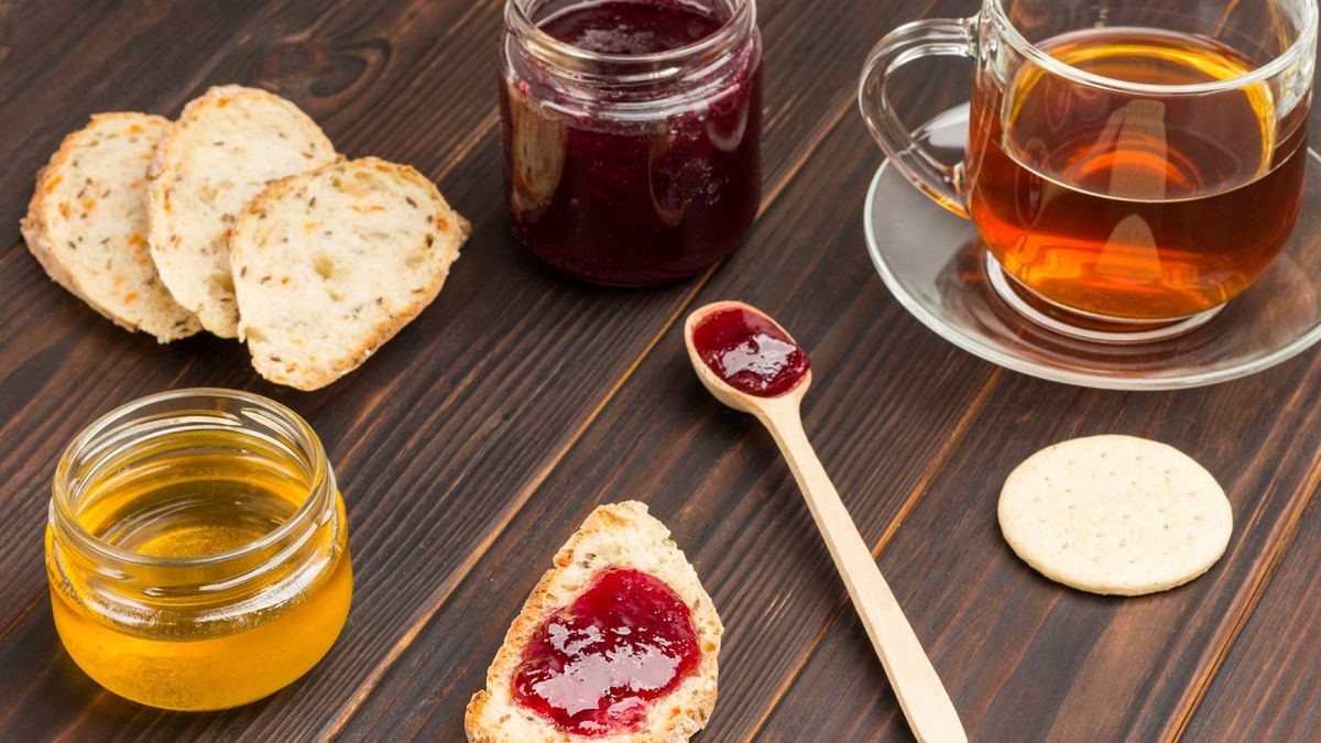 Miodu jemy coraz więcej.