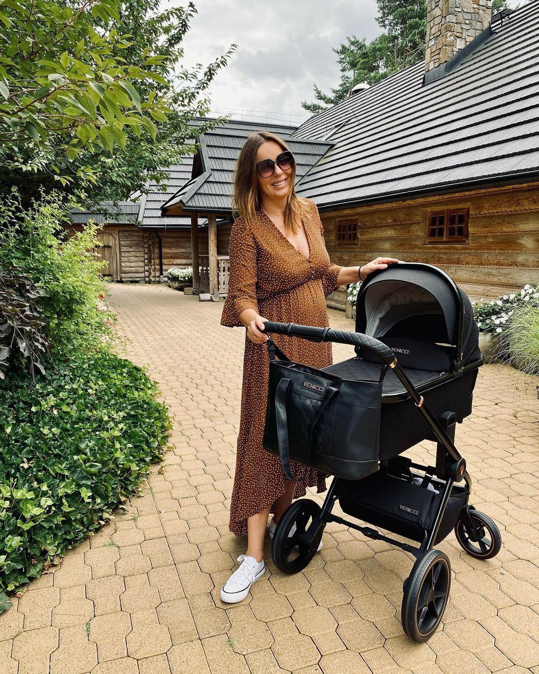 Agnieszka Włodarczyk pokazuje brzuch po ciąży