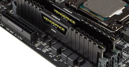 Corsair też chce mieć najszybsze pamięci DDR4 - zestaw Vengeance LPX 4500 i 4600 MHz