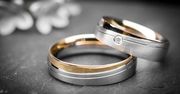 Złoto dużo tańsze. Ale narzeczeni i tak wolą srebrne obrączki