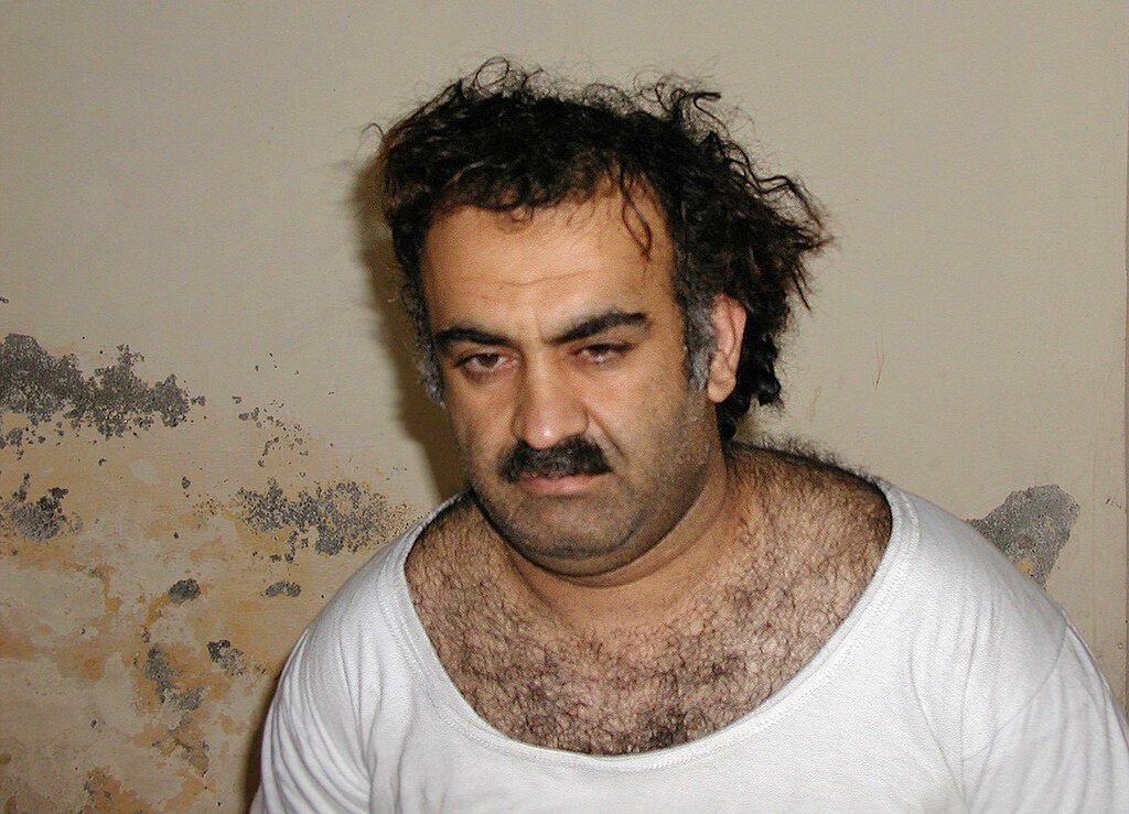 Khalid Sheikh Mohammed po zatrzymaniu w 2003 roku