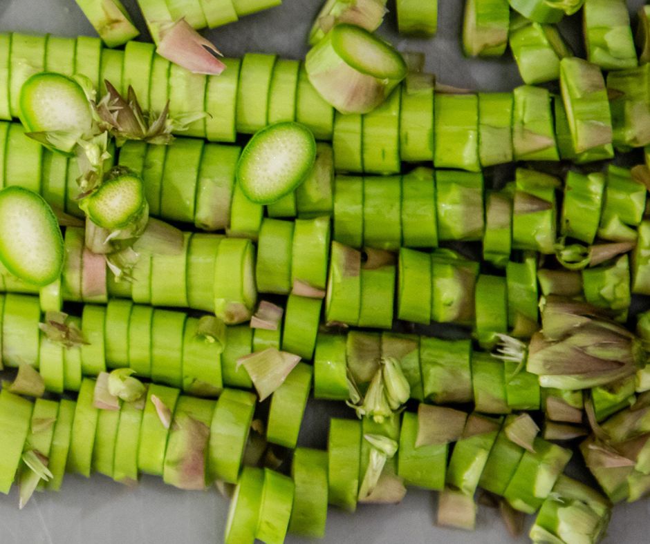 why it's worth eating asparagus