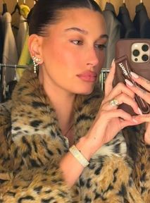 Hailey Bieber z hojnym datkiem. Wspiera ofiary pożaru w Los Angeles