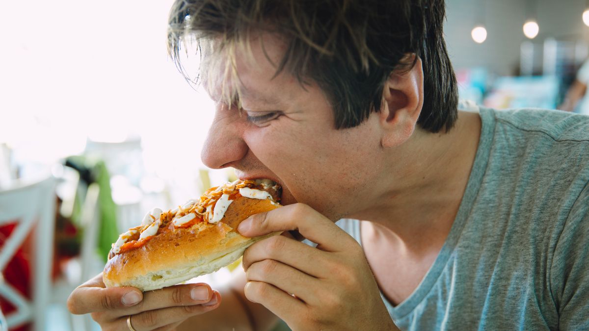 Czy wiesz, że jeden hot-dog skraca twoje życie o 36 minut?
