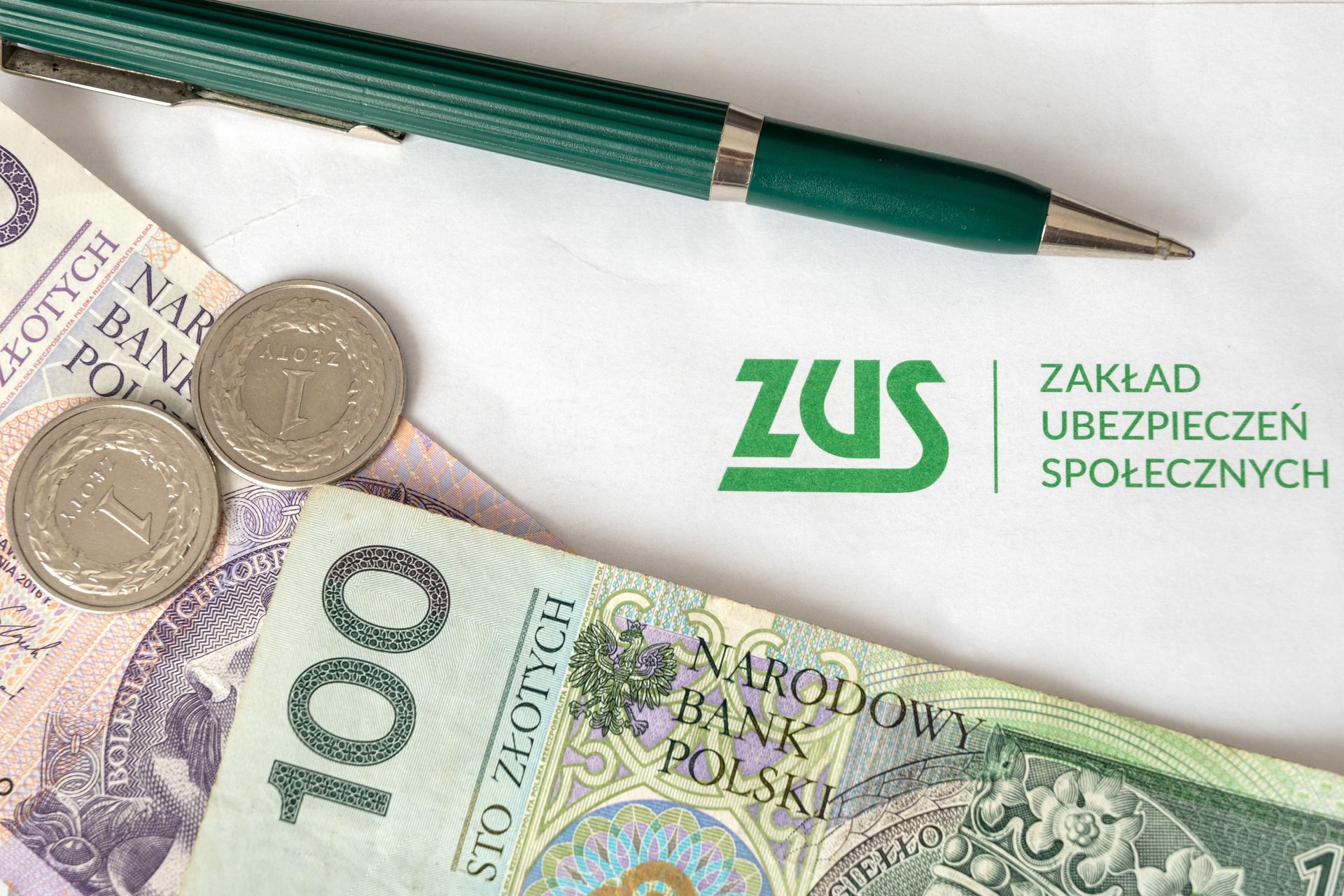 ZUS ponownie przelicza świadczenia. Ci emeryci zyskają nawet 2 tys. zł rocznie