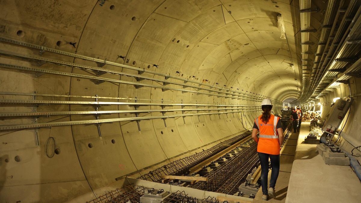 Możesz odwiedzić stację metra 