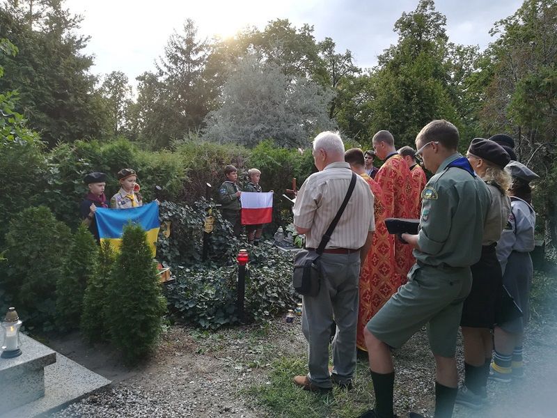 Wrocław. "Płomień Braterstwa". Polacy i Ukraińcy zapalą znicze na grobach ukraińskich żołnierzy