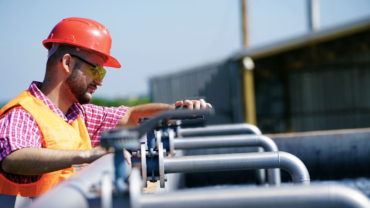 Za niespełnianie wymogów w zakresie odprowadzania i oczyszczania ścieków grożą kary. 