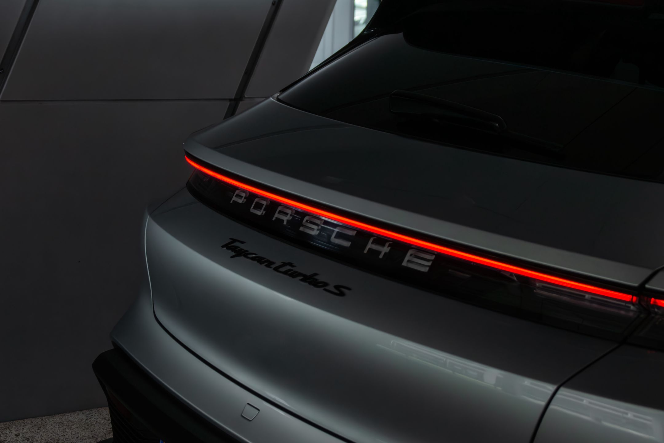 Porsche Taycan Turbo S Sport Turismo