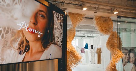 Letnie wspomnienia zapisane w tkaninach – najnowsza kolekcja Elementy Wear