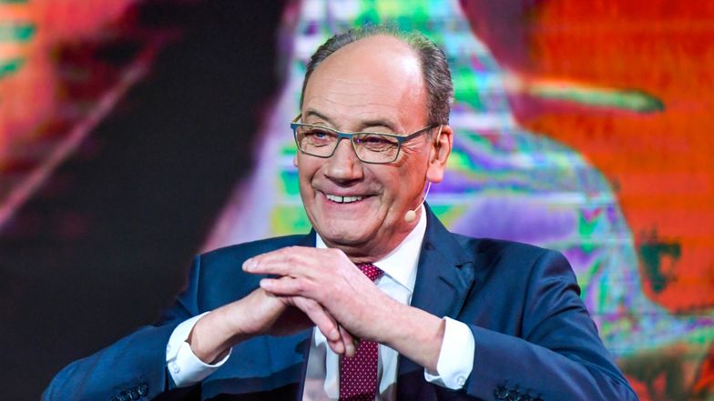 Dariusz Szpakowski z żoną na ściance. Jego ukochana to znana aktorka