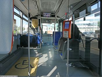 Molestował nastolatkę w autobusie. Przyznał się do winy