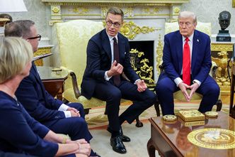 Kij zamiast marchewki. Prezydent Finlandii chwali Trumpa