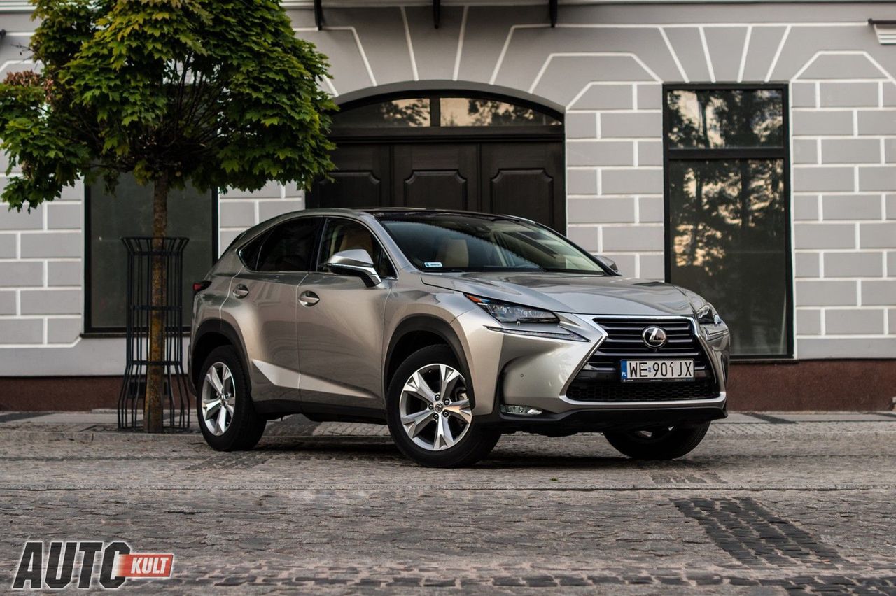 Lexus NX I generacji