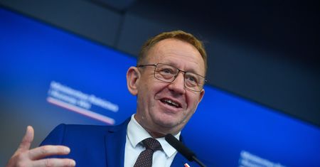 Sprzedaż zbóż z dopłatą. Minister poinformował o ważnej decyzji