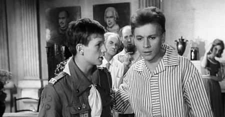 Oglądałeś film "Szatan z siódmej klasy"? Sprawdź w krzyżówce, co pamiętasz