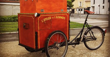 Fotografia mobilna po staremu, czyli mokry kolodion na rowerze