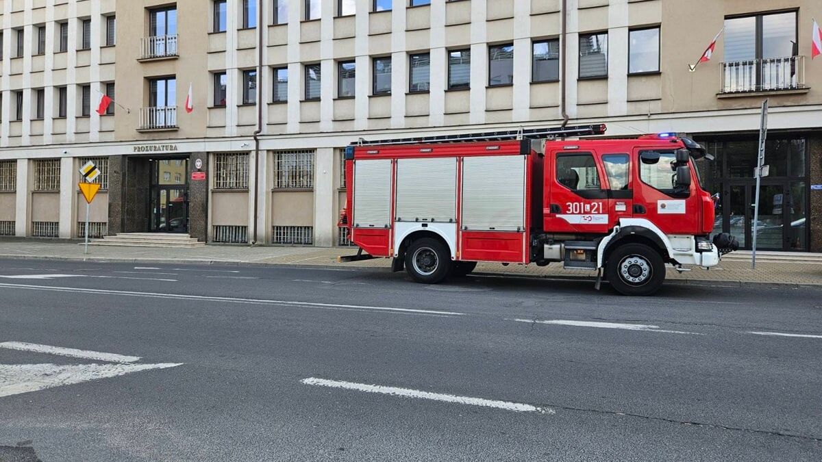 Interwencja strażaków w budynku prokuratury przy ul. Okopowej w Lublinie