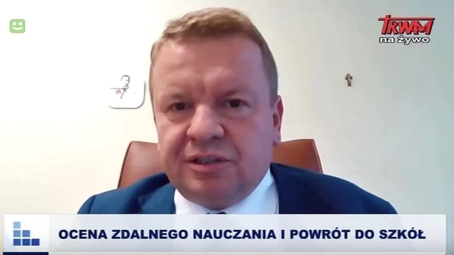 Łódzki kurator oświaty Grzegorz Wierzchowski oświadczył w TV Trwam, że LGBT to "wirus", który zagraża młodym ludziom